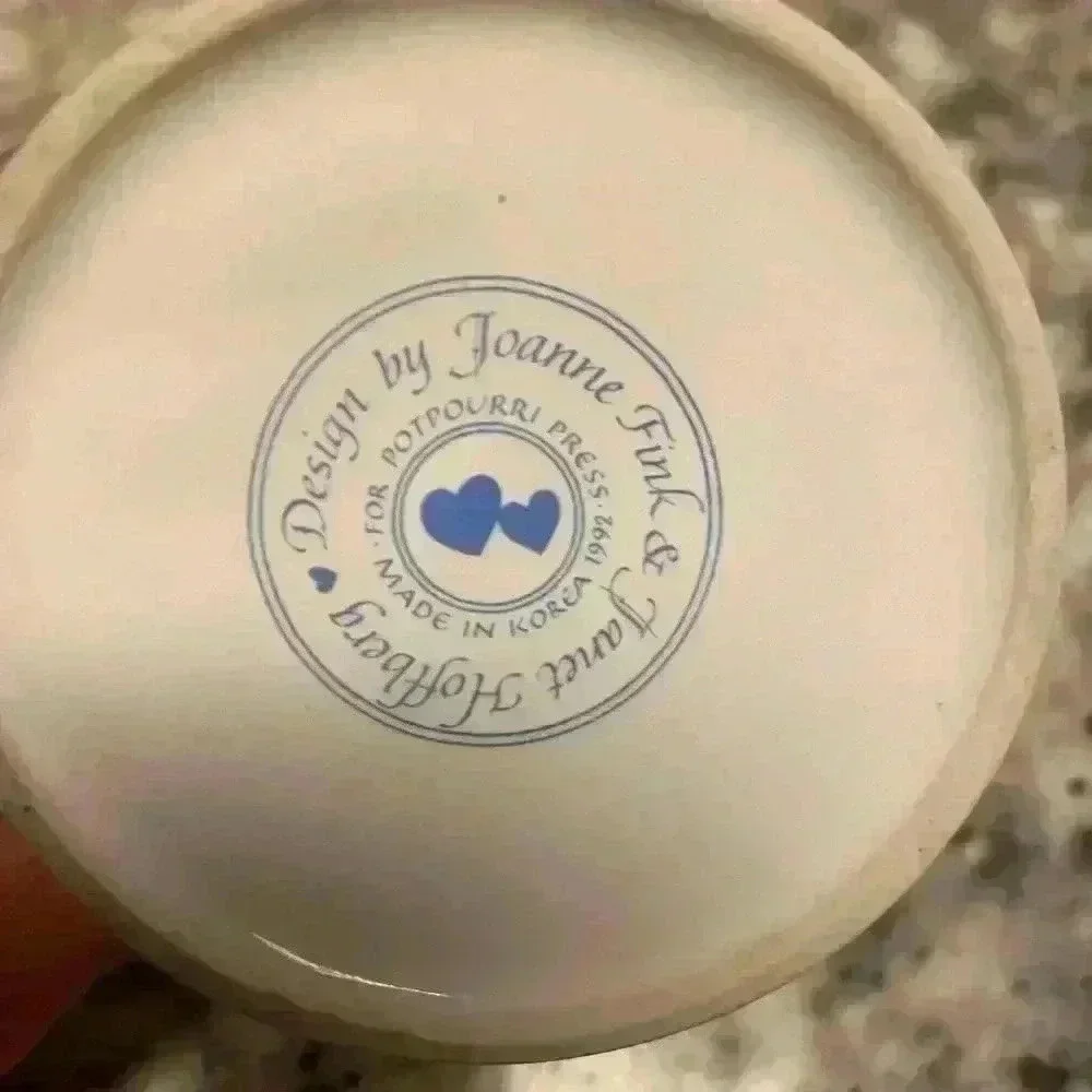 Vintage Potpourri Press coffee mug 1992 “I touch tomorrow I teach” EUC